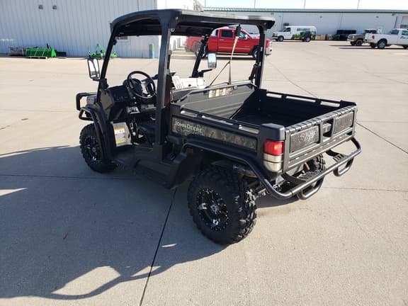 Image of John Deere XUV 835M equipment image 4