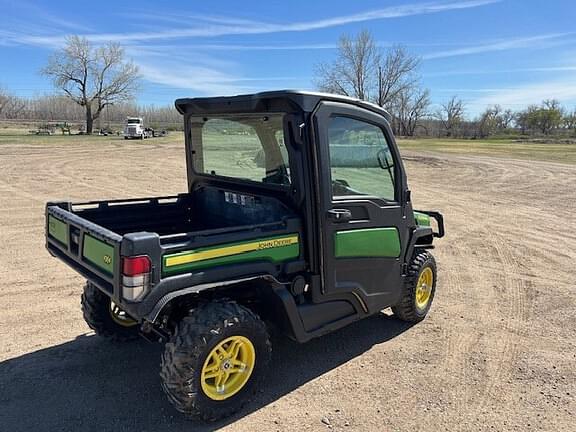Image of John Deere XUV 835M equipment image 4