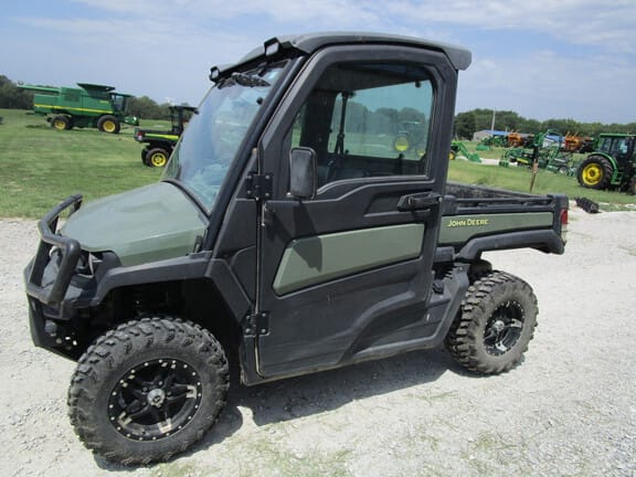 Main image John Deere XUV 835M