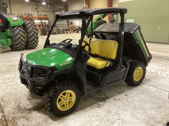 Main image John Deere XUV 835M