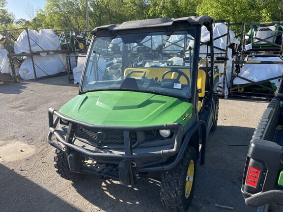 Main image John Deere XUV 835M