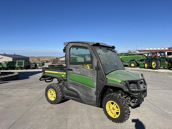 Image of John Deere XUV 835M equipment image 2