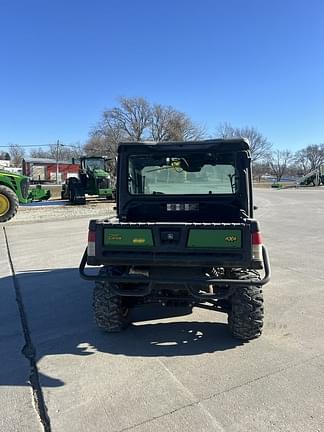 Image of John Deere XUV 835M equipment image 4