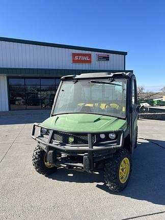 Image of John Deere XUV 835M equipment image 1