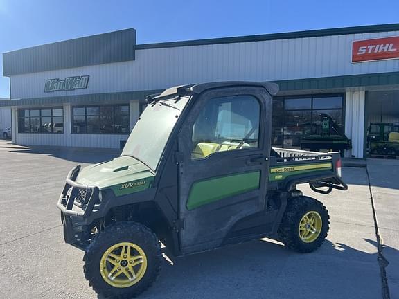 Image of John Deere XUV 835M Primary image