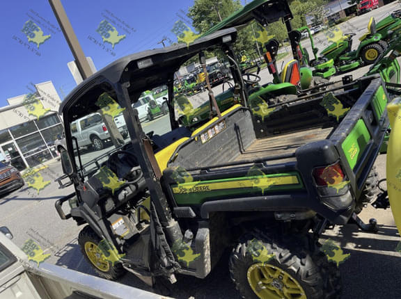 Image of John Deere XUV 835M equipment image 3