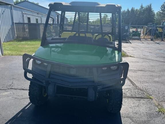 Image of John Deere XUV 835M equipment image 2
