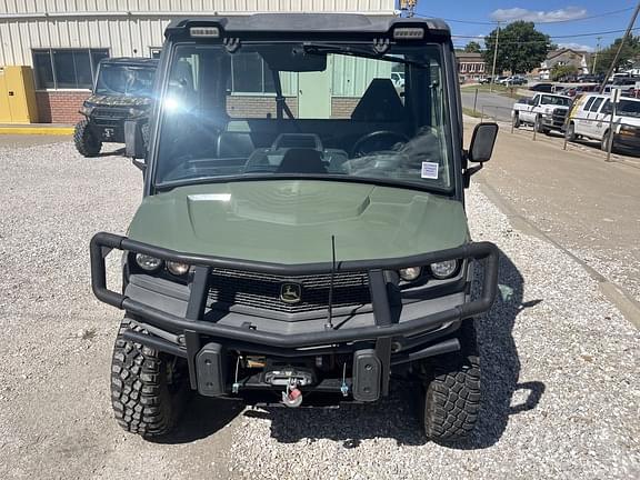 Image of John Deere XUV 835M equipment image 3