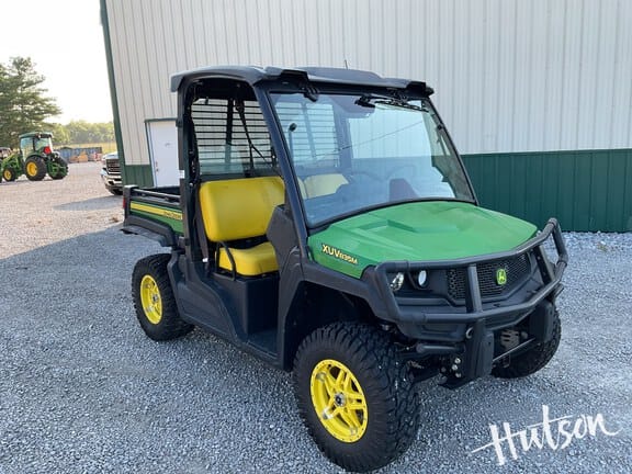 2018 John Deere XUV 835M Equipment Image0