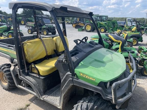 Image of John Deere XUV 835M equipment image 1