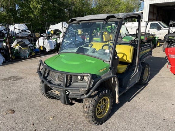 Main image John Deere XUV 835M