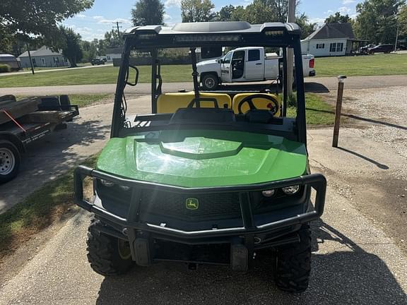 Image of John Deere XUV 835M equipment image 2