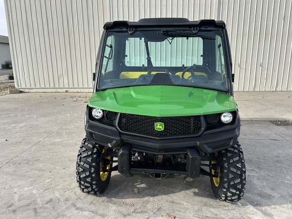 Image of John Deere XUV 835M equipment image 4