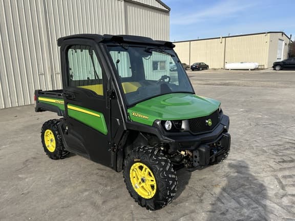 Image of John Deere XUV 835M equipment image 3