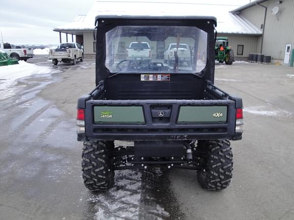 Image of John Deere XUV 835M equipment image 2