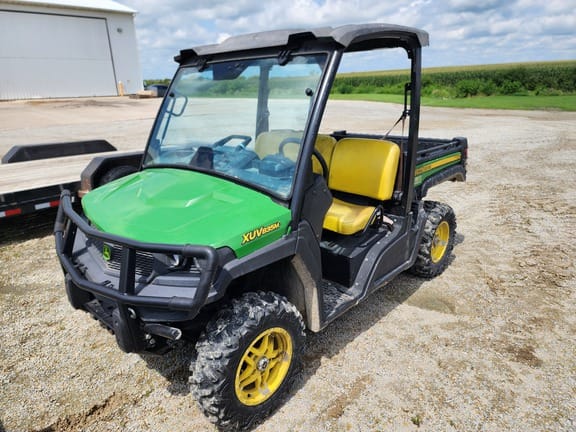 2018 John Deere XUV 835M Equipment Image0