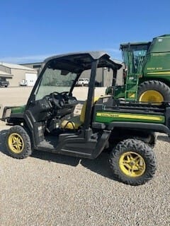 Main image John Deere XUV 835M