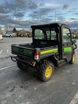 Image of John Deere XUV 835M equipment image 2
