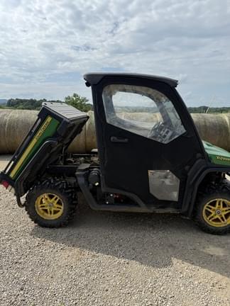Image of John Deere XUV 835M Image 1