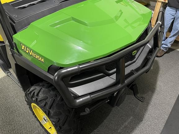 Image of John Deere XUV 835M equipment image 2