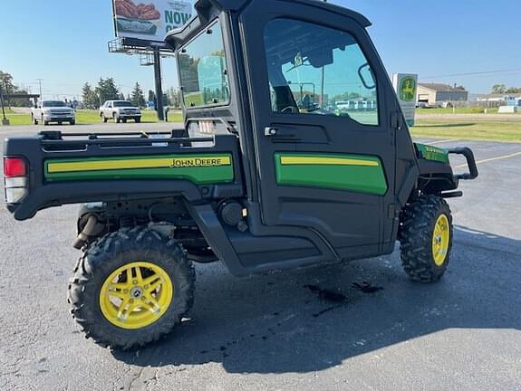 Image of John Deere XUV 835M equipment image 3