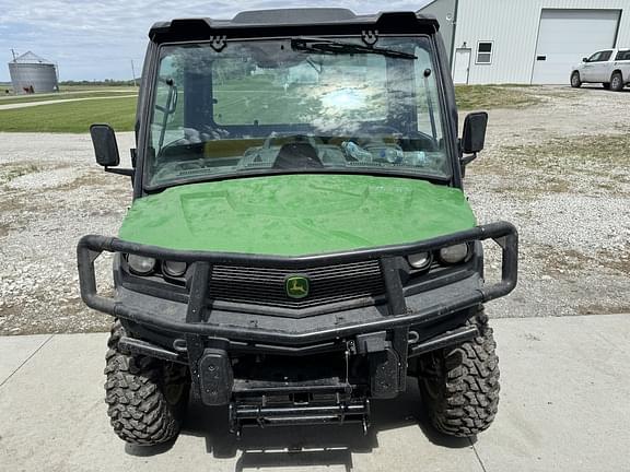 Image of John Deere XUV 835M Primary image