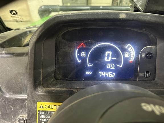 Image of John Deere XUV 835M equipment image 3