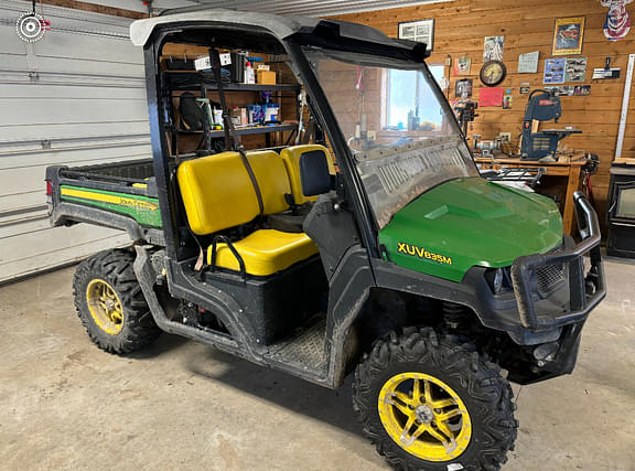 Image of John Deere XUV 835M equipment image 1