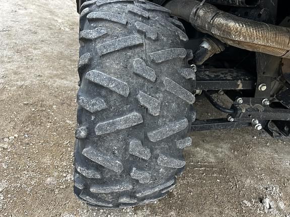 Image of John Deere XUV 835R equipment image 4