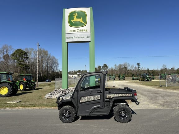 Main image John Deere XUV 835R
