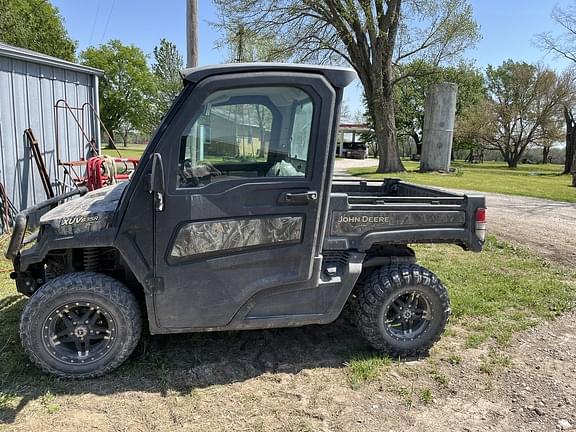 Image of John Deere XUV 835R equipment image 4