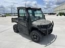 2018 John Deere XUV 835R Image