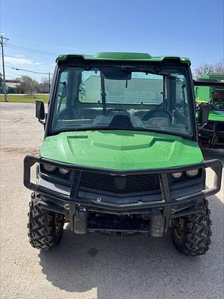 Image of John Deere XUV 835R equipment image 4