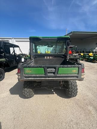 Image of John Deere XUV 835R equipment image 3