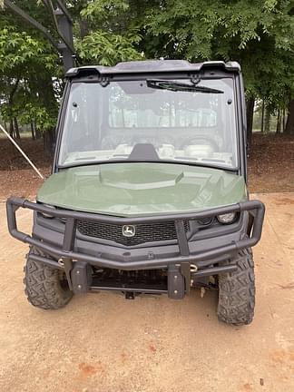 Image of John Deere XUV 835R equipment image 1