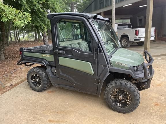 Image of John Deere XUV 835R Primary image