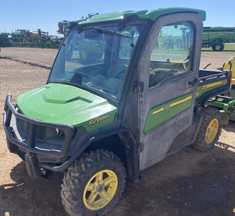 Main image John Deere XUV 835R