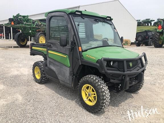 Image of John Deere XUV 835R Primary image