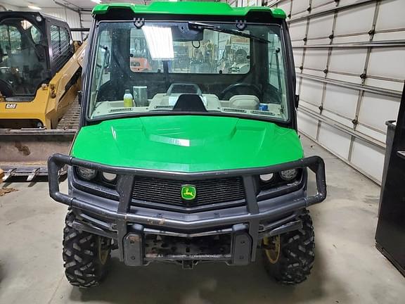 Image of John Deere XUV 835R equipment image 2