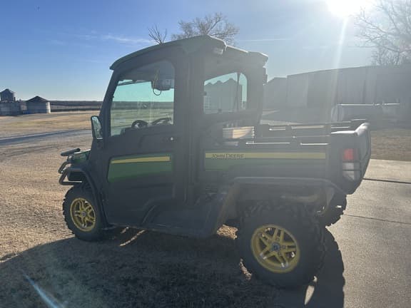 Image of John Deere XUV 835R equipment image 4