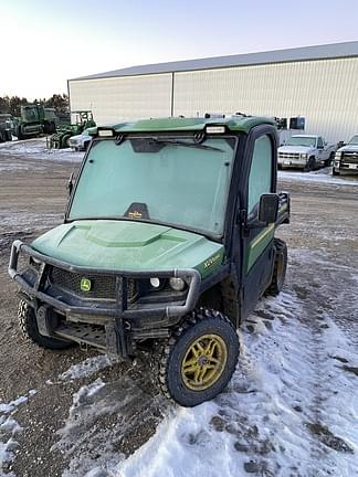 Image of John Deere XUV 835R Image 0