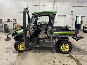 Main image John Deere XUV 835R 7