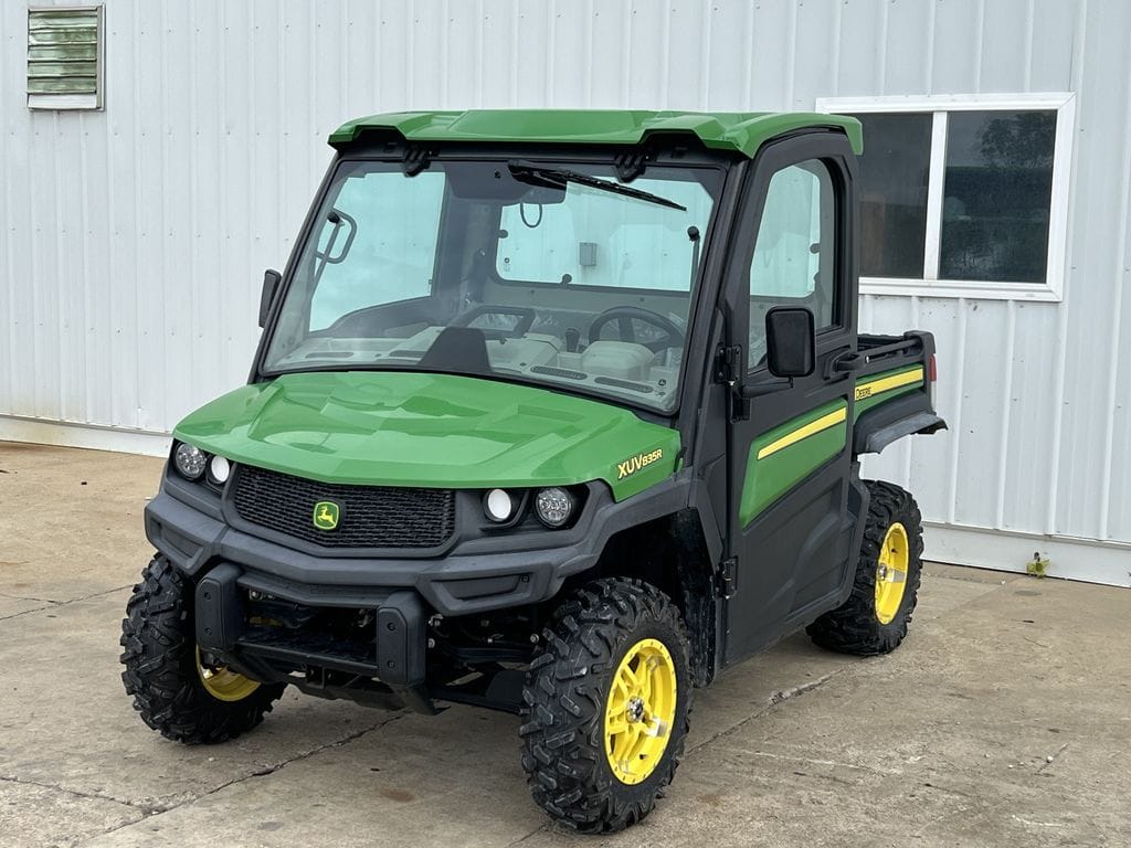 Main image John Deere XUV 835R