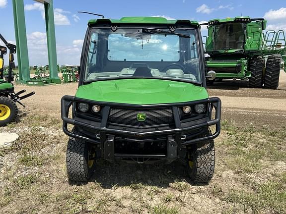 Image of John Deere XUV 835R equipment image 4