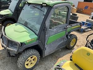 2018 John Deere XUV 835R Image