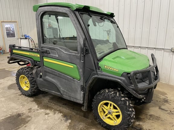 Main image John Deere XUV 835R