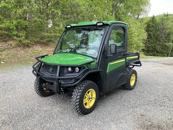 Main image John Deere XUV 835R