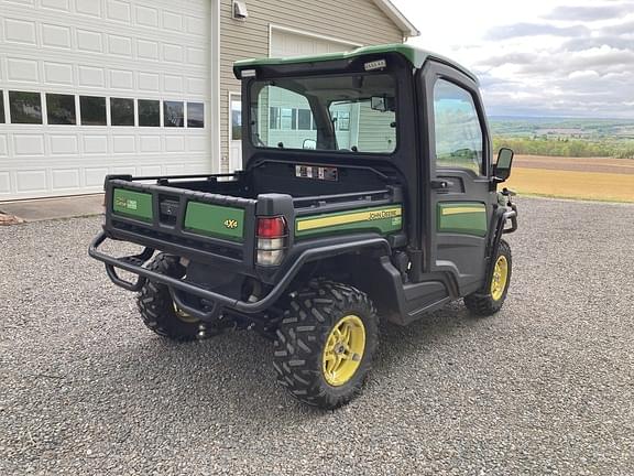 Image of John Deere XUV 835R equipment image 4