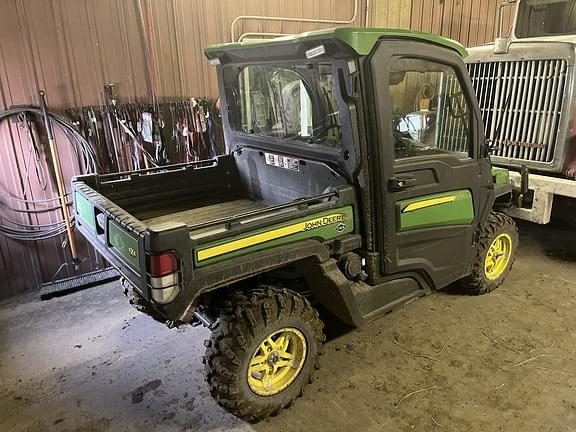 Image of John Deere XUV 835R equipment image 2