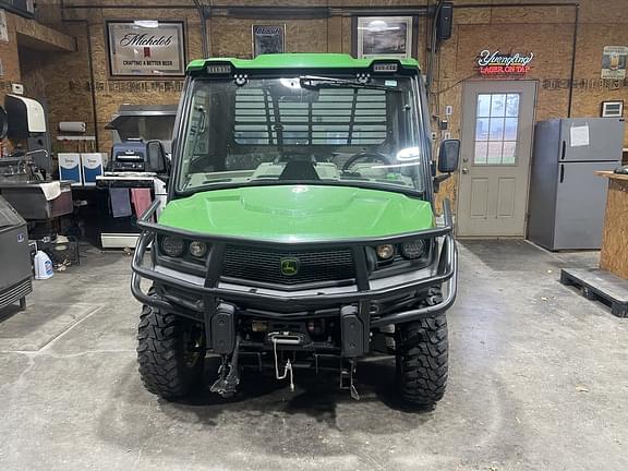 Image of John Deere XUV 835R equipment image 2